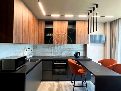 квартира за адресою Літературна вул., 10