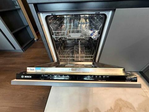 квартира за адресою Літературна вул., 10