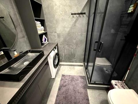 квартира за адресою Літературна вул., 10