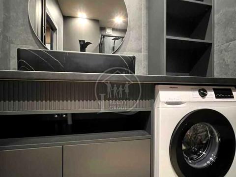 квартира за адресою Літературна вул., 10