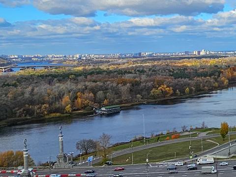 квартира за адресою Дніпровська набережна вул., 1-А