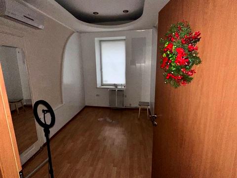 комерційна за адресою Старокозацька вул. (Комсомольська), 30