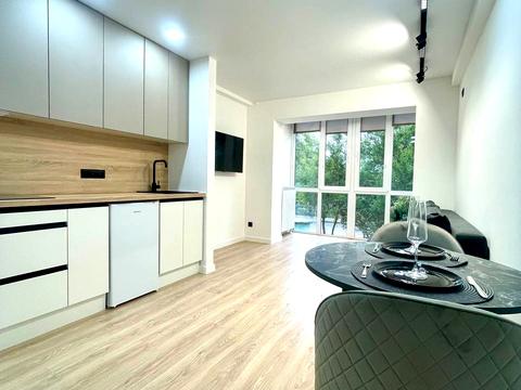 квартира за адресою Юності вул., 9