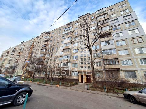 квартира по адресу Киев, Героев Полка "Азов ул. (Малиновского маршала), 13-Б