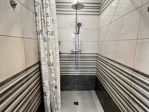 квартира за адресою Сім'ї Кульженків вул. (Петра Дегтяренка), 31-Б