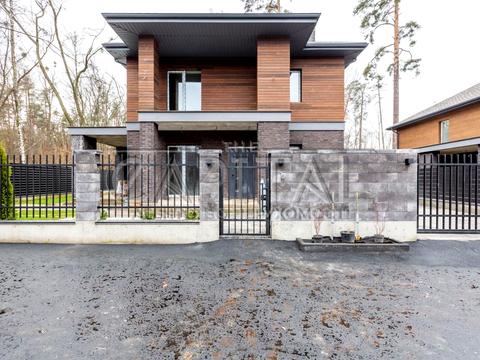 будинок за адресою Валерія Лобановського вул.