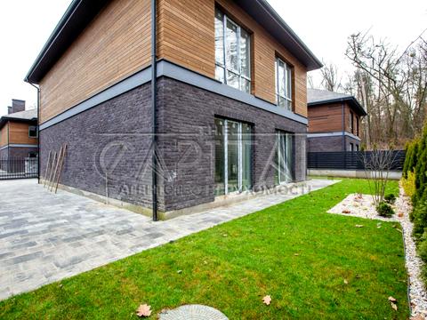 будинок за адресою Валерія Лобановського вул.