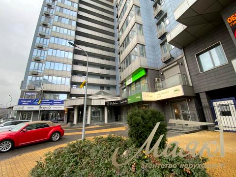 комерційна за адресою Дніпровська набережна вул., 14-А