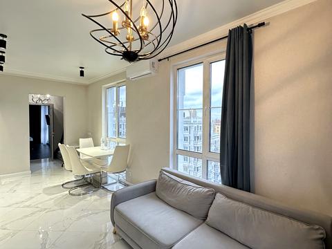 квартира за адресою Михайла Максимовича вул. (Онуфрія Трутенка), 28-Д