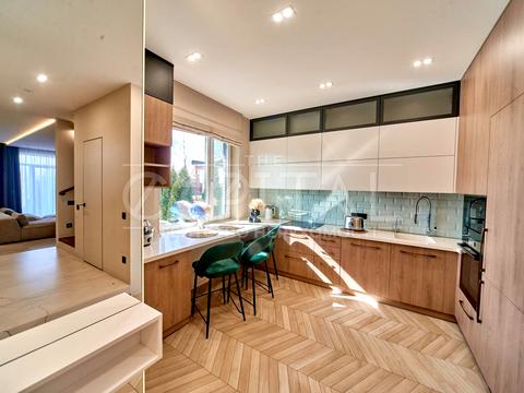 дом по адресу Радісна