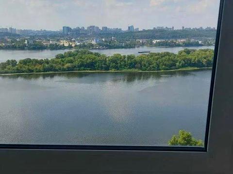 квартира по адресу Миколы Бажана просп., 1-А