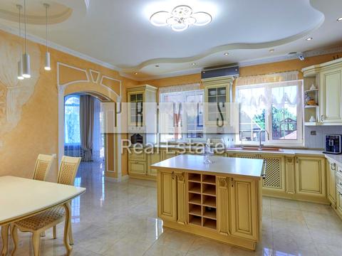 дом по адресу лісова, 1