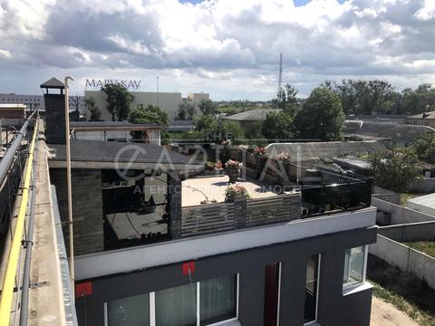 коммерческая по адресу вул. Лесі Українки, 12