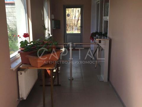 коммерческая по адресу вул. Лесі Українки, 12