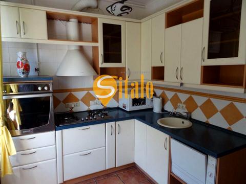 комерційна за адресою Миколи Міхновського бульв. (Дружби народів), 21