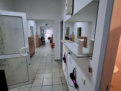 комерційна за адресою Майдан Озерний вул. (Боброва), 3