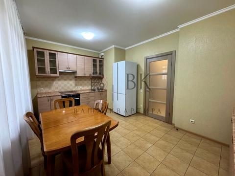 квартира за адресою Авіаконструктора Ігоря Сікорського вул. (Танкова), 4-Г