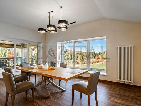 дом по адресу Світанкова