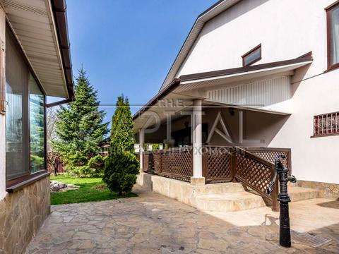 будинок за адресою с. Гатне, Дружби вул., 3