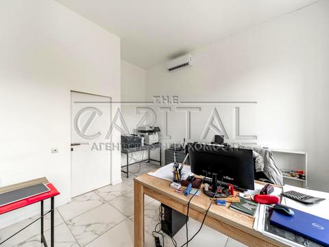 комерційна за адресою Болсуновський пров. (Мічуріна), 4