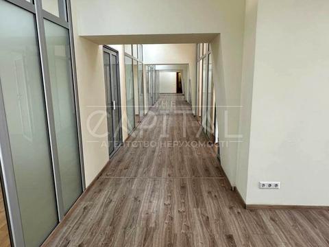 коммерческая по адресу Владимирский спуск, 4