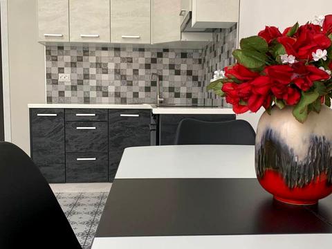 квартира за адресою с. Крижанівка, Владислава Бувалкіна вул., 60-Ж