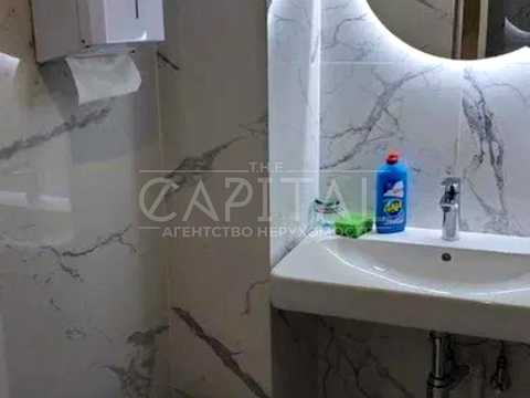 комерційна за адресою Антоновича вул. (Горького), 74