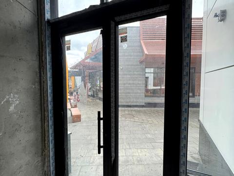 комерційна за адресою Київ, Берестейський просп. (Перемоги), 11 к2