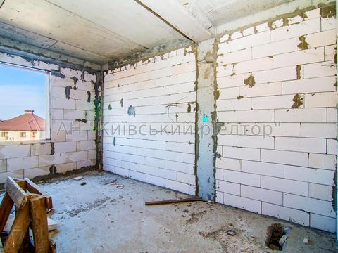 комерційна за адресою Каштановий провулок, 3