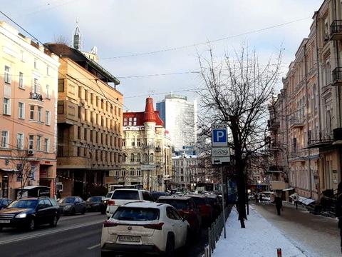 комерційна за адресою Гетьмана Павла Скоропадського вул. (Толстого), 3