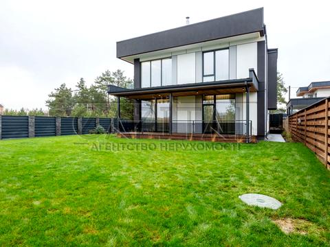 будинок за адресою Квітнева вул.