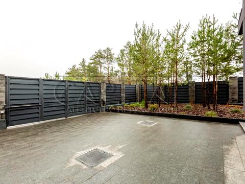 будинок за адресою Квітнева вул.