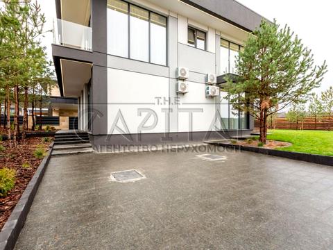 будинок за адресою Квітнева вул.