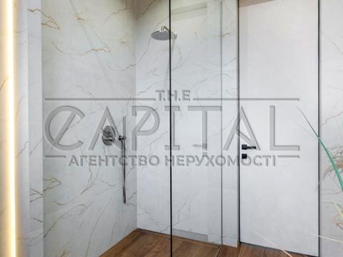 будинок за адресою Квітнева вул.