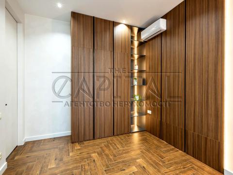 будинок за адресою Квітнева вул.