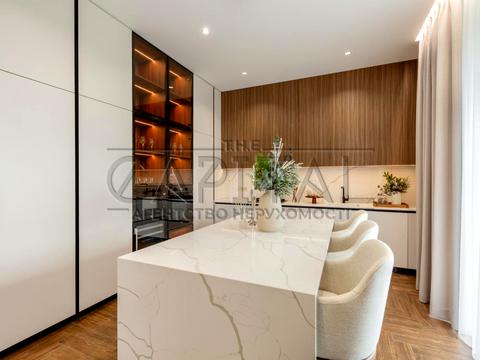 будинок за адресою Квітнева вул.