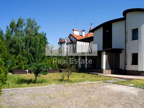 будинок за адресою Молодіжна вул.