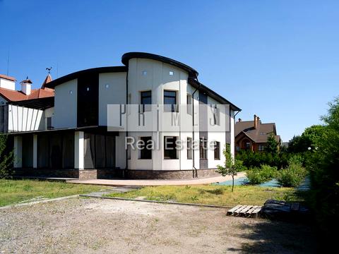 будинок за адресою Молодіжна вул.