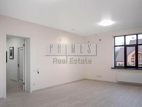 будинок за адресою Молодіжна вул.