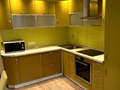 квартира за адресою Київ, Стадіонна вул., 16/6