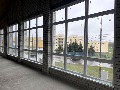 комерційна за адресою Пирогівський Шлях вул. (Червонопрапорна), 157