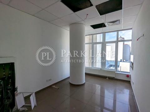 коммерческая по адресу Кловский спуск, 7