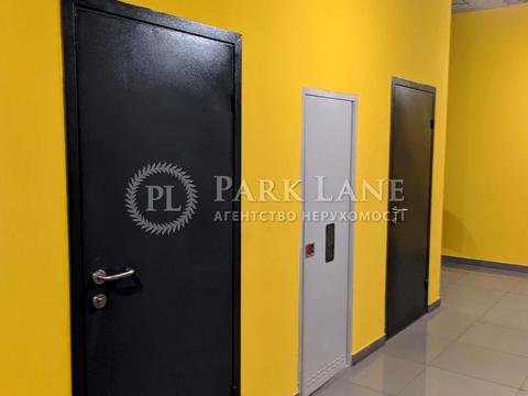 коммерческая по адресу Кловский спуск, 7