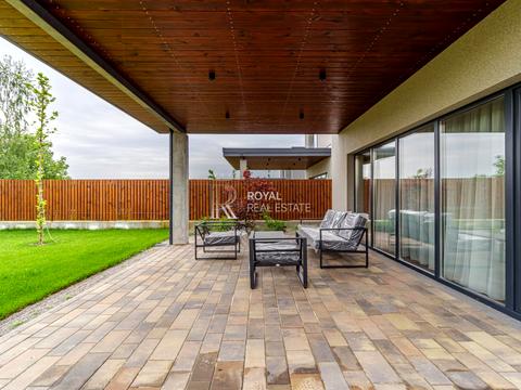 будинок за адресою с. Крушинка, тепла, 1