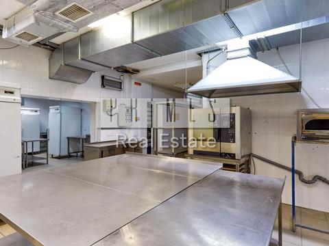 комерційна за адресою Шкільна вул. (Юрія Гагаріна), 4