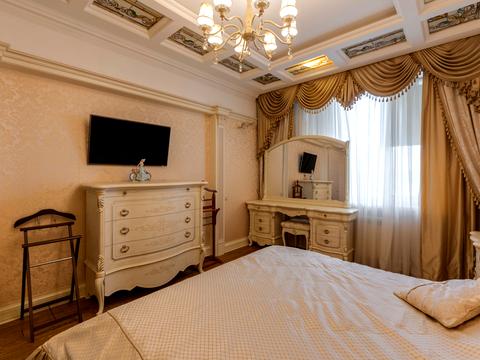 квартира за адресою Дніпровська набережна вул., 14-А