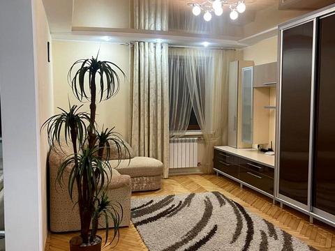 квартира за адресою Олександра Борисенка вул. (Короленка), 2а