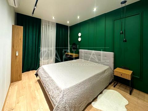 квартира за адресою Салютна вул., (Будинок 02001-02003)