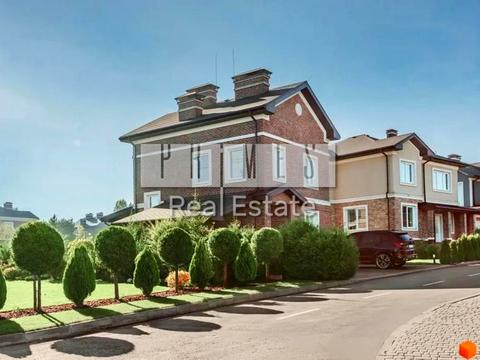 будинок за адресою Паркова