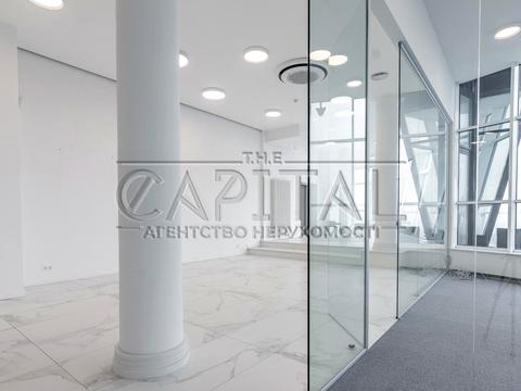 комерційна за адресою Лесі Українки бульв., 23